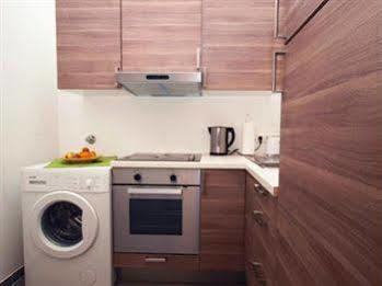 Checkvienna - Ruedengasse Apartment Bagian luar foto